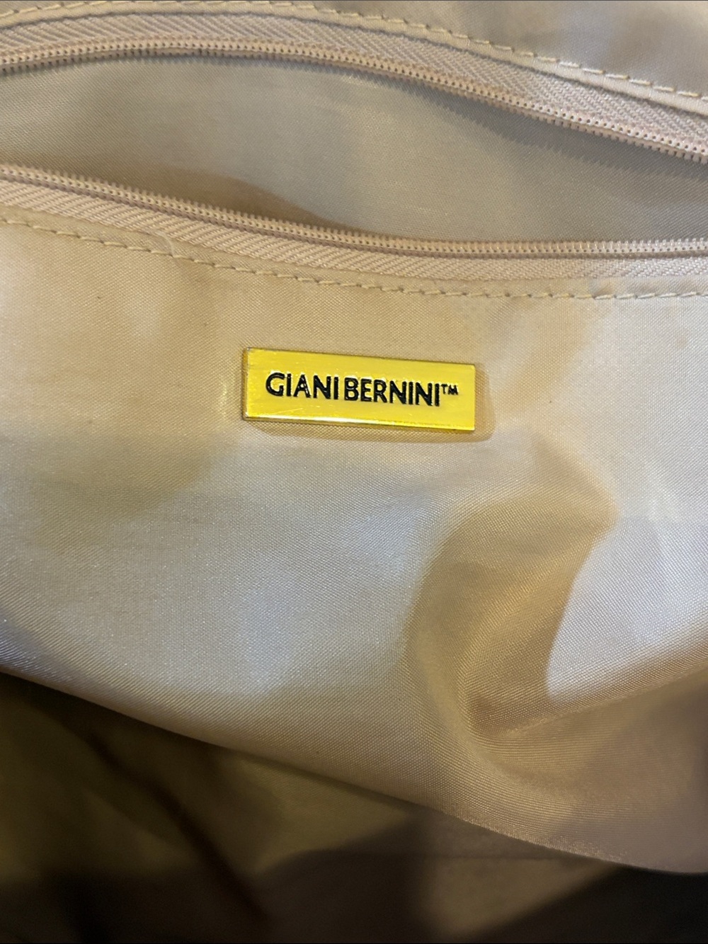 Gianni Bernini Tan Woven Shoulder Bag with Brown Trim - Picture 2 of 13